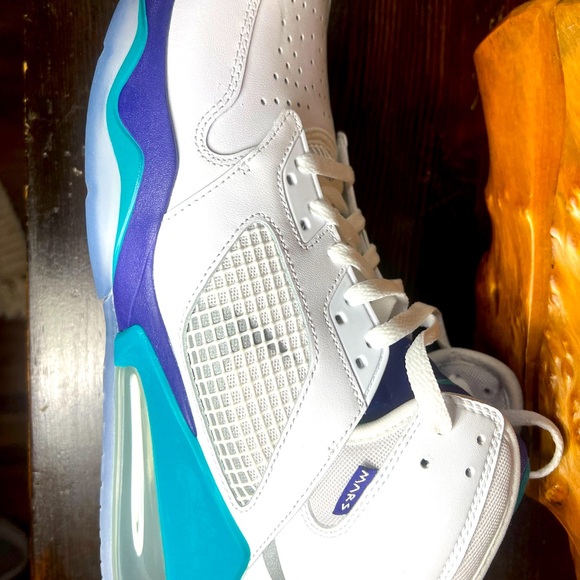 2019 Jordan Mars 270 ‘Grape’ - Picture 4 of 5